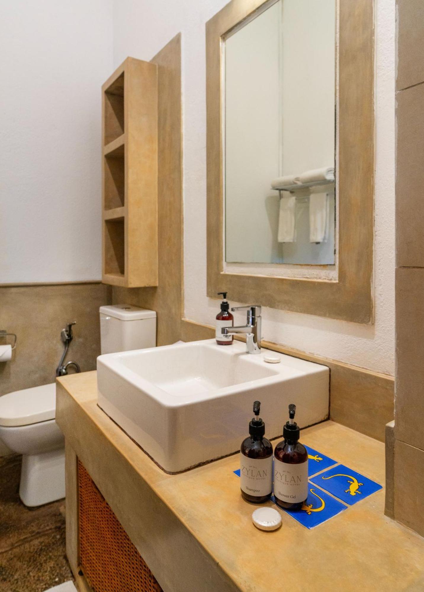Deluxe Triple Room on Food & Beverage