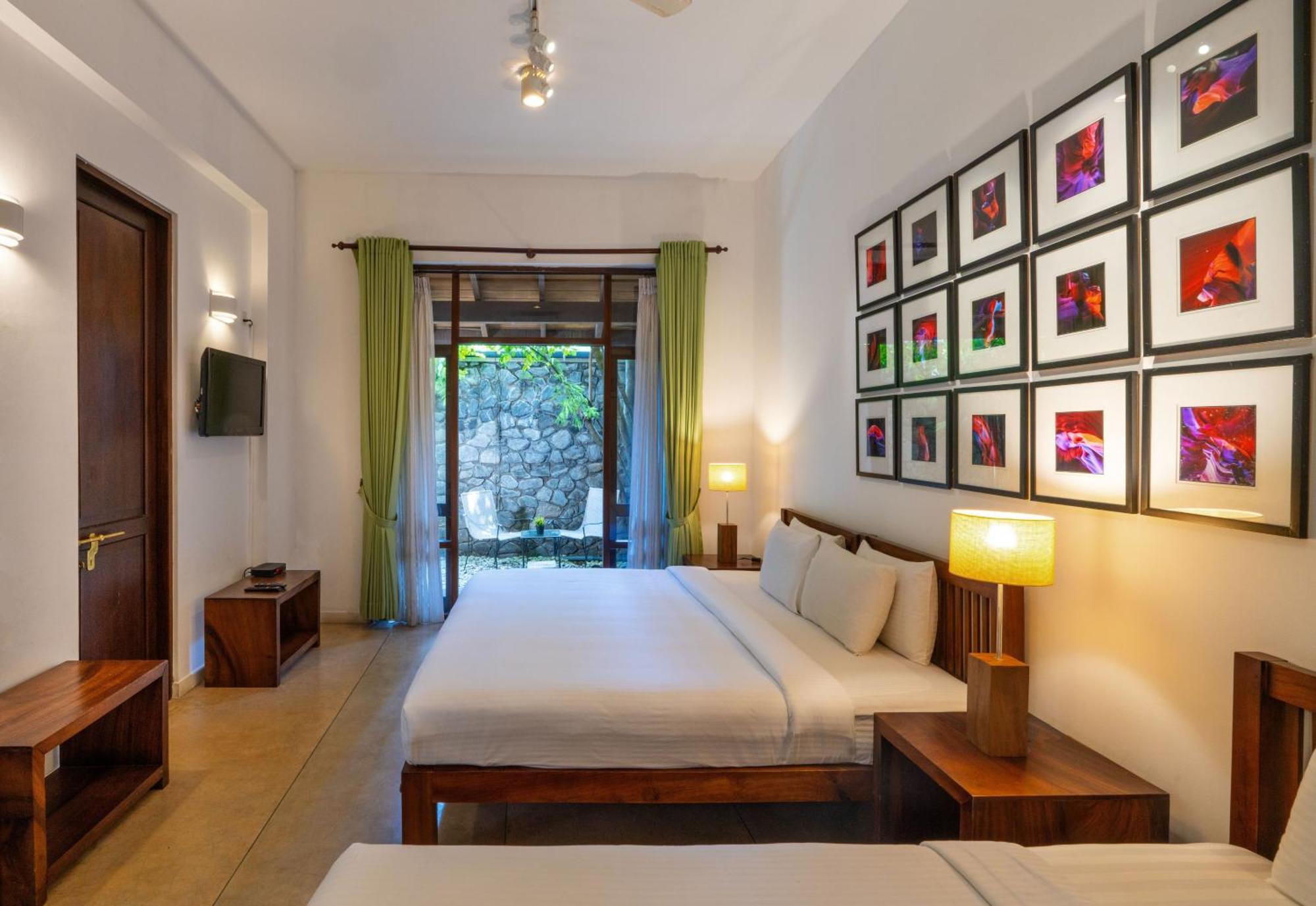 Deluxe Triple Room on Food & Beverage